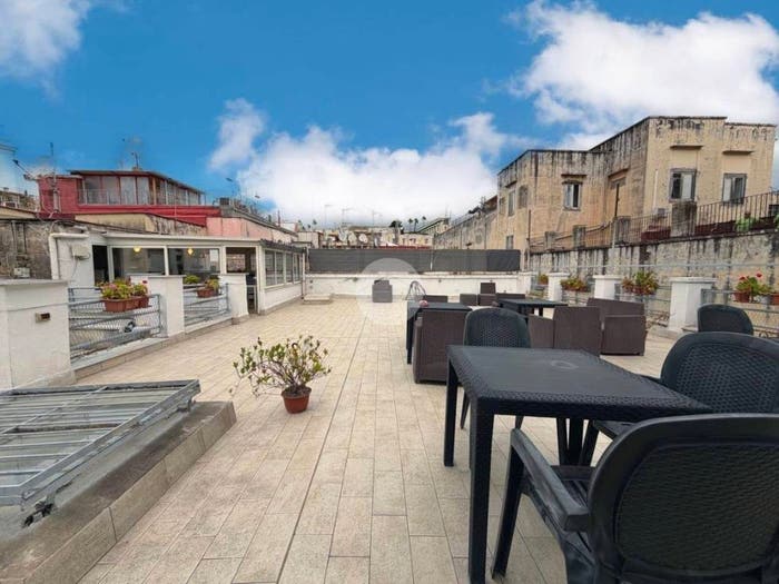 Appartamento con 5 locali in vendita in Vico san domenico soriano, Monte Santo, Napoli