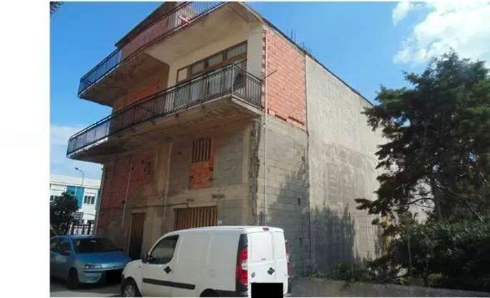 Appartamento con 5 locali in vendita in Via Papa Giovanni XXIII Patti ME Italia, Centro, Patti