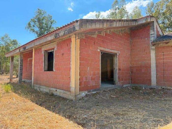 Casa con 5 locali in vendita in Via Ponte, Uta