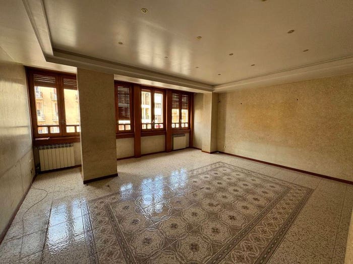 Appartamento con 5 locali in vendita in Via Giordano Bruno, San Martino, Messina