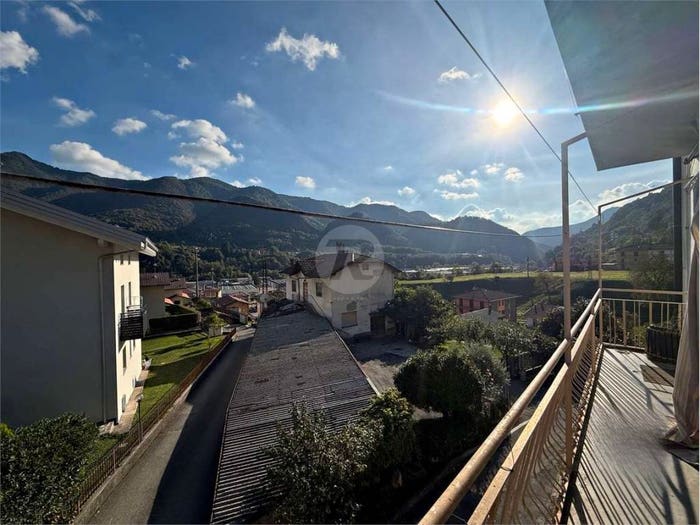 Appartamento quadrilocale in vendita in Via S Bernardino, Centro, Zogno