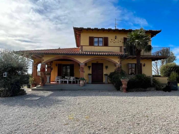 Casa con 5 locali in vendita in Via Di Manzano No Number, Camucia Monsigliolo, Cortona