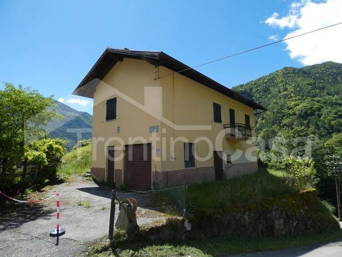 Casa con 6 locali in vendita in Formino via nuova, Valdaone