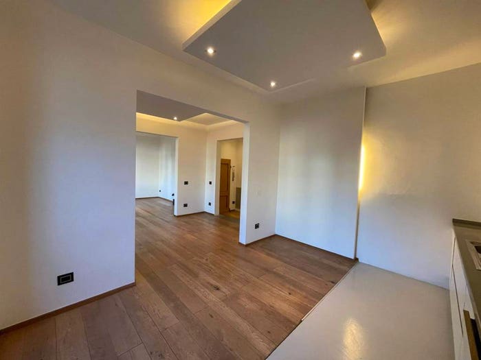 Appartamento quadrilocale in vendita in viale dei mille, Campo di Marte, Firenze