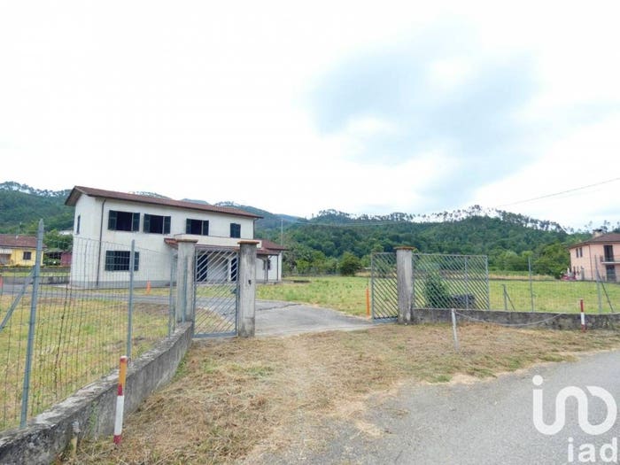 Casa con 6 locali in vendita in Via Regurone sud, Centro, Brugnato