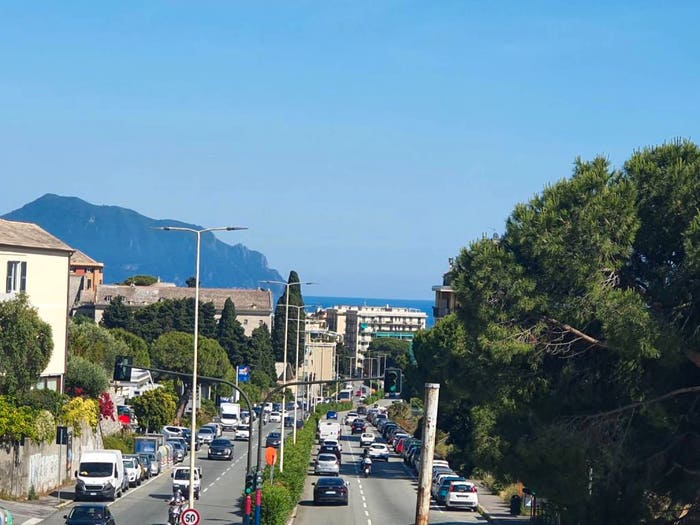 Appartamento bilocale in vendita in Corso Europa, Quarto, Genova