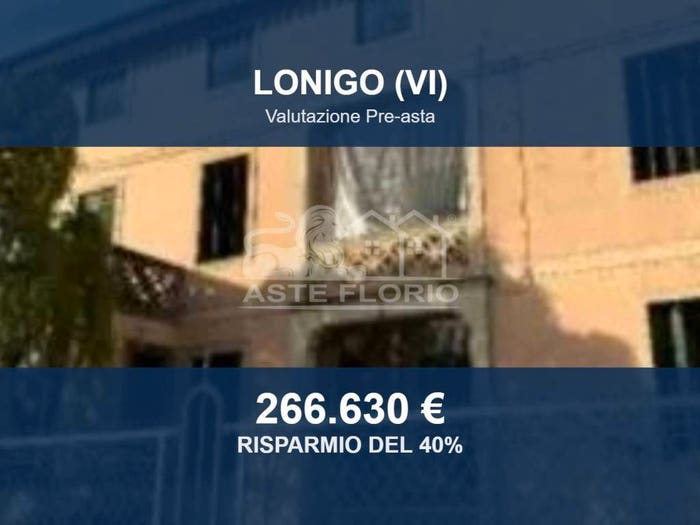 Casa con 6 locali in vendita in Via Cesare Battisti, Centro, Lonigo