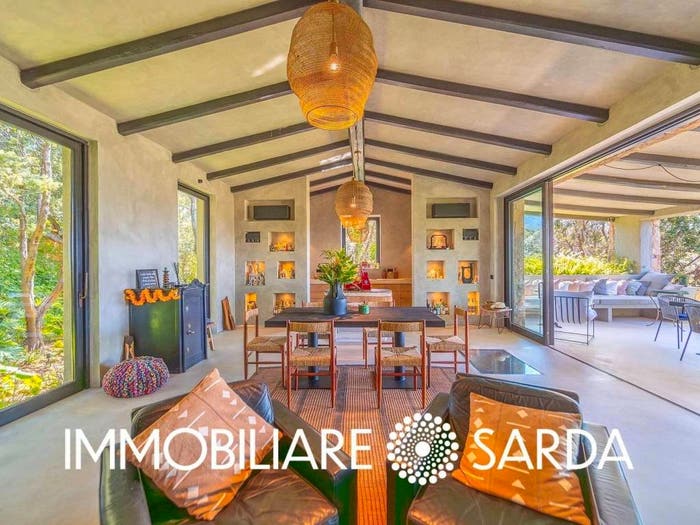 Casa con 6 locali in vendita in San Pantaleo, Olbia