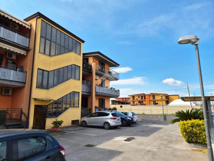 Appartamento bilocale in vendita in Via Mazzini, Castello di Cisterna