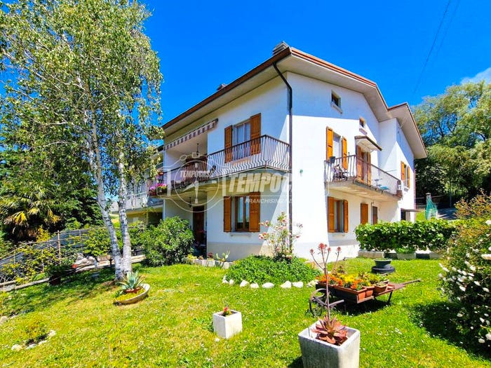 Casa con 6 locali in vendita in Corso Europa, Centro, Pellegrino Parmense