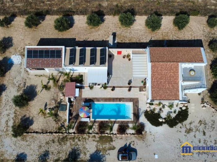 Casa con 5 locali in vendita in Pachino