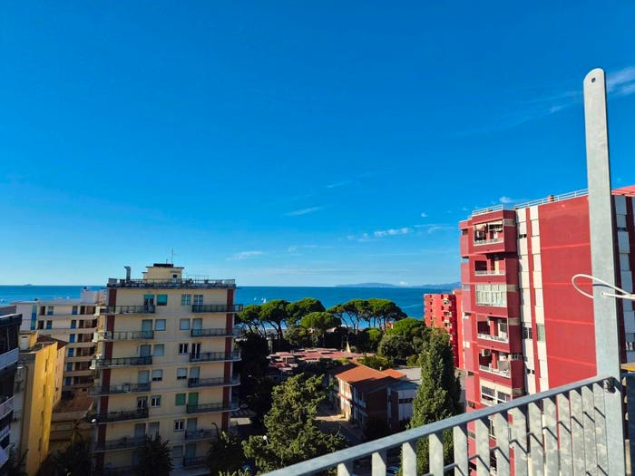 Appartamento trilocale in vendita in Via Litoranea, Zona Nuova Pratoranieri, Follonica