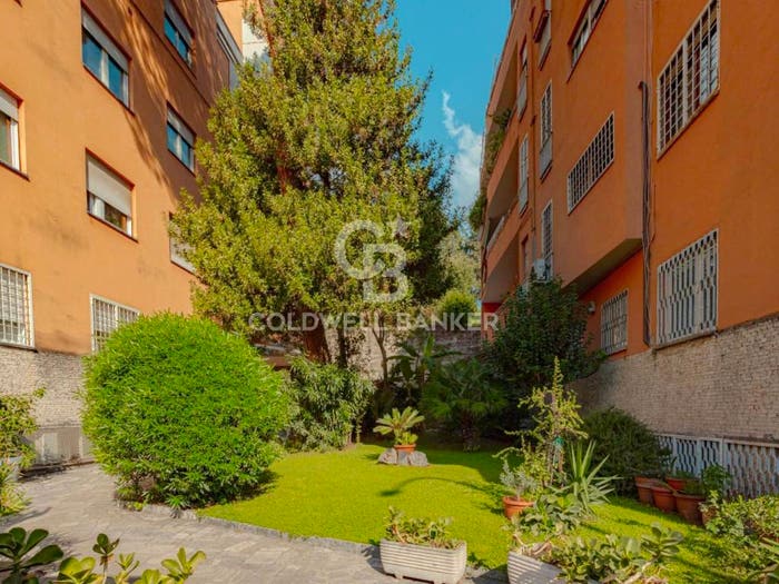 Appartamento quadrilocale in vendita in Corso Di Francia, Fleming, Roma