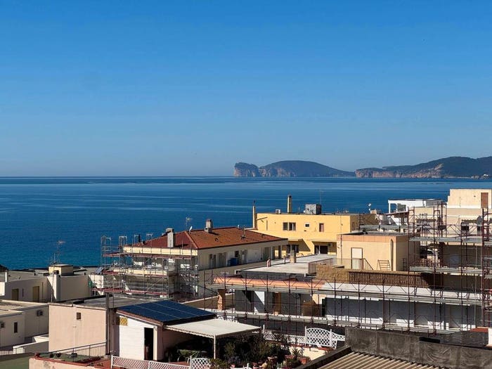 Appartamento con 5 locali in vendita in Via Fratelli John e Robert Kennedy, Mercede Calabona, Alghero