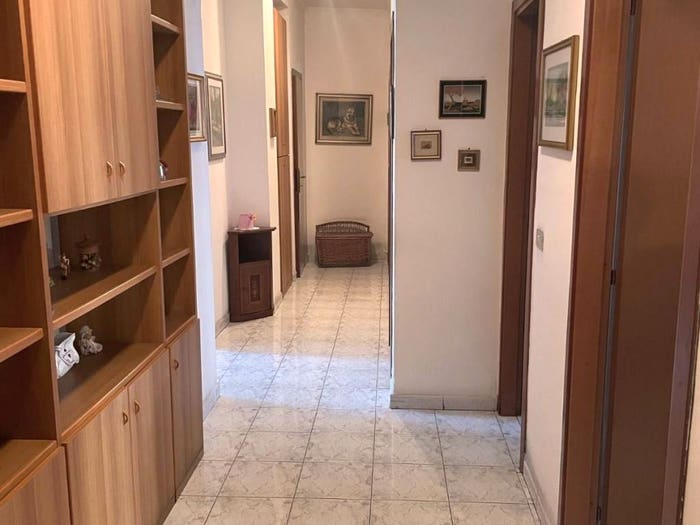 Appartamento quadrilocale in vendita in Monte Rosa Lotto, Milano
