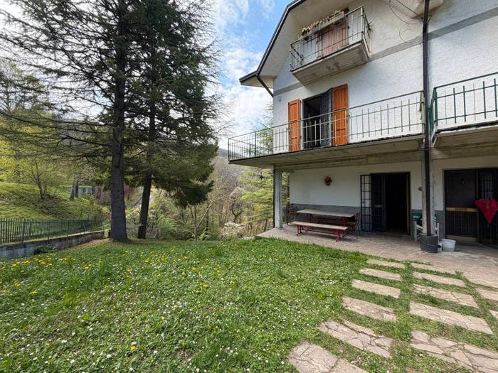 Casa con 6 locali in vendita in Castel d'Aiano