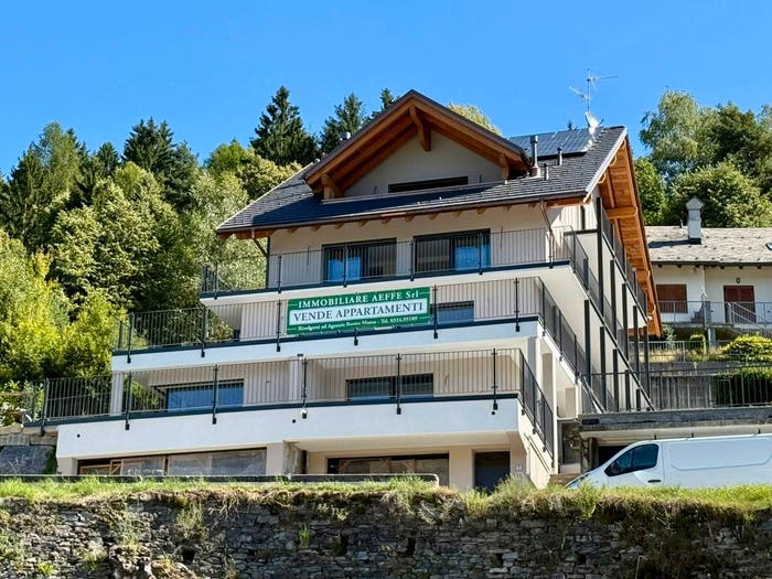 Appartamento quadrilocale in vendita in Via Fratelli Piazza, Centro, Craveggia