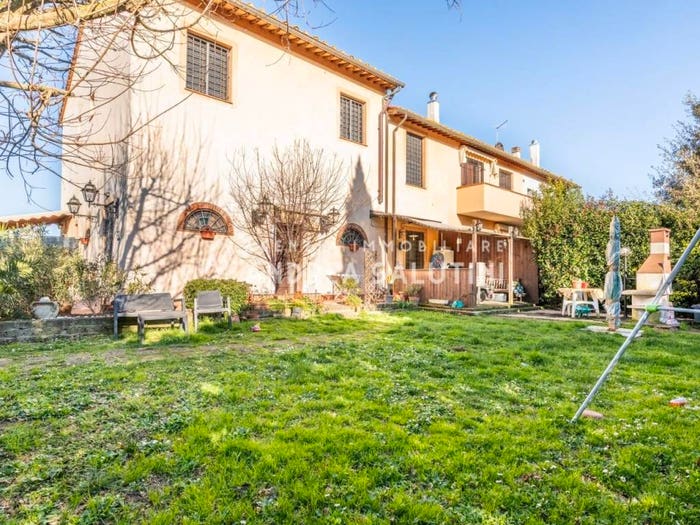 Casa con 6 locali in vendita in Via le Prata, Crespina e Lorenzana