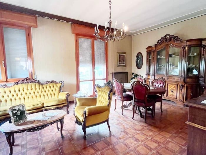 Casa con 6 locali in vendita in Via Don Giovanni Minzoni, Centro, Camposanto