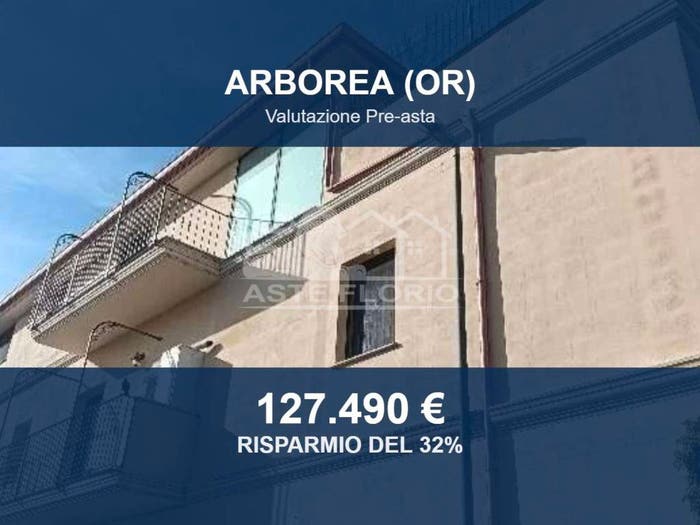 Appartamento con 6 locali in vendita in Via Romagna, Centro, Arborea