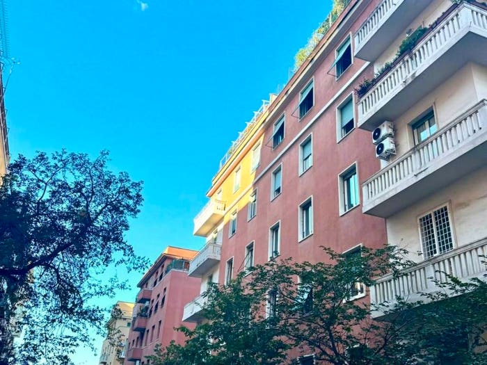 Appartamento trilocale in vendita in Via Luigi Pigorini, Bologna, Roma