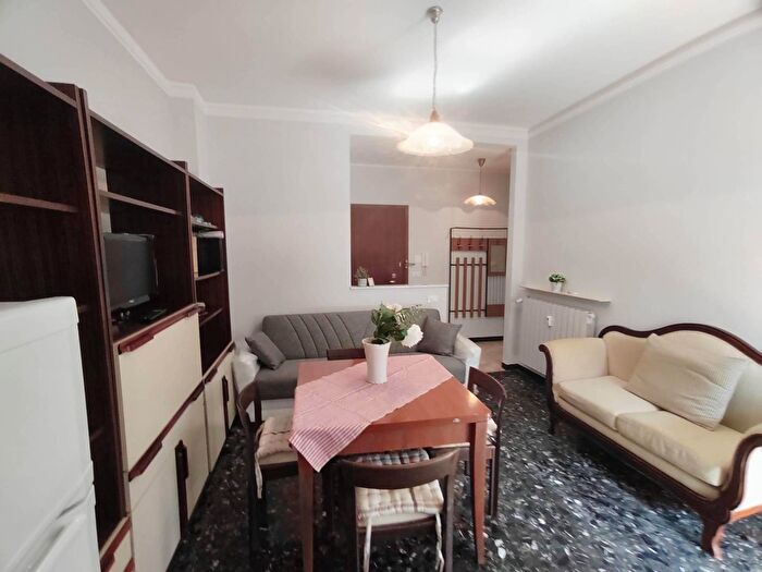 Appartamento bilocale in vendita in Piazza della Vittoria, Pietra Ligure