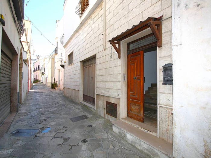 Casa quadrilocale in vendita in Via Immacolata, Centro, Matino