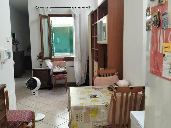 Appartamento bilocale in vendita in Piazza Farinata degli Uberti, Centro Storico, Empoli