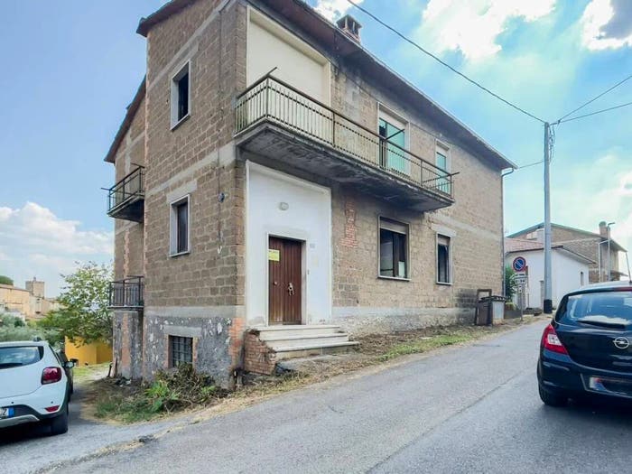 Casa con 6 locali in vendita in Montoro, Narni