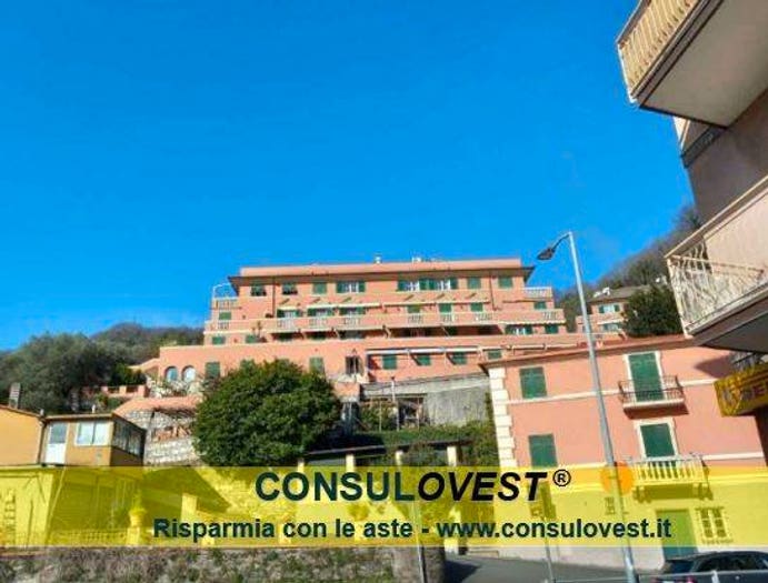 Appartamento quadrilocale in vendita in Via Parma, Caperana, Chiavari