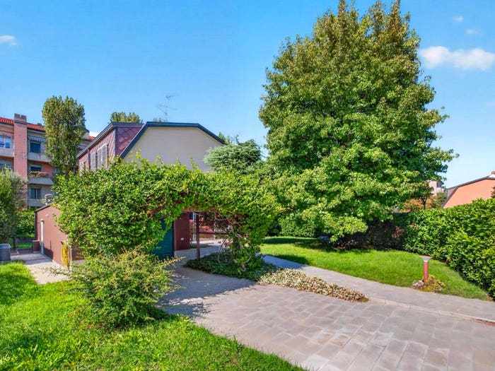 Casa con 5 locali in vendita in Via Campo Gallo, Centro, Arese