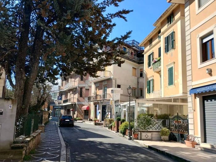 Appartamento trilocale in vendita in Via Fiume, Fiuggi
