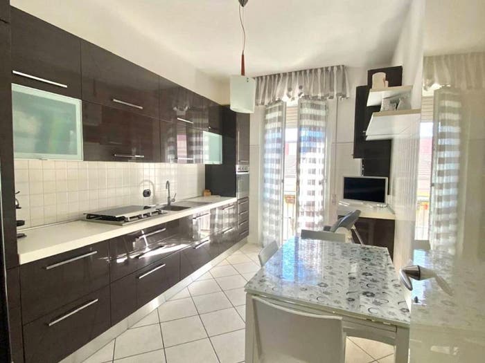 Appartamento con 5 locali in vendita in Via Giobatta De Nobili, Migliarina, La Spezia