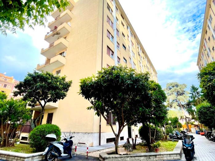 Appartamento trilocale in vendita in Via Etruria, Re di Roma, Roma