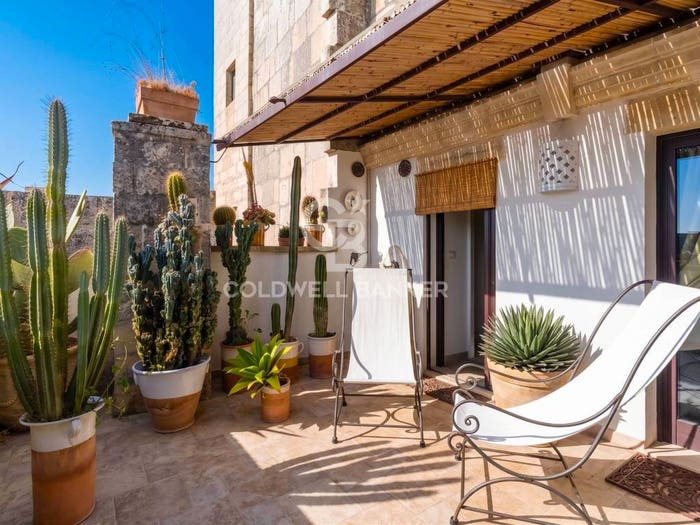 Casa con 5 locali in vendita in Via Dante Alighieri, Melpignano