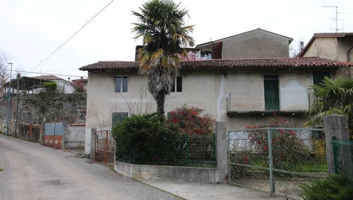 Casa con 6 locali in vendita in via Dante, Rupa, Savogna d'Isonzo