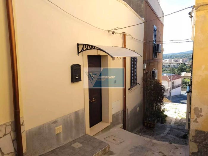 Casa con 6 locali in vendita in Vico Pantera, Centro, Noto