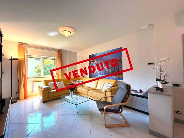 Appartamento quadrilocale in vendita in Via Baragiola, Centro, Chiavenna