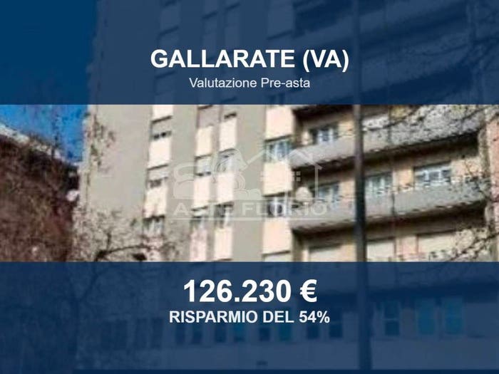 Appartamento con 6 locali in vendita in Via Scipione Ronchetti, Centro Semicentro Ospedale, Gallarate