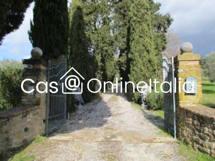 Casa con 6 locali in vendita in Località Levate, Tuoro sul Trasimeno