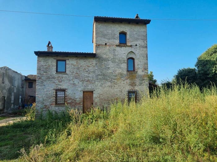 Casa con 5 locali in vendita in Località Gazza, Calendasco