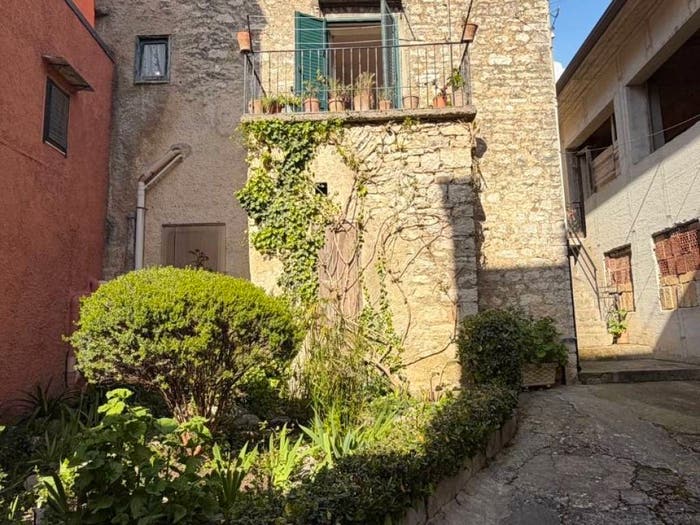 Casa monolocale in vendita in Vicolo Riggio, Bisacquino