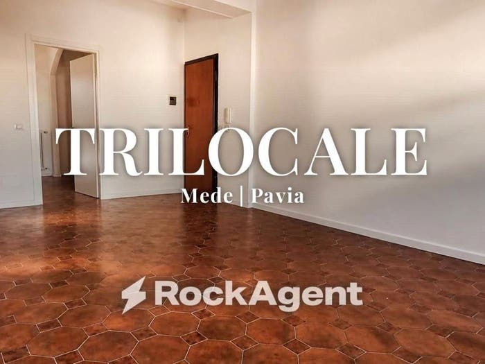 Appartamento trilocale in vendita in Viale Martiri della Libertà, Centro, Mede