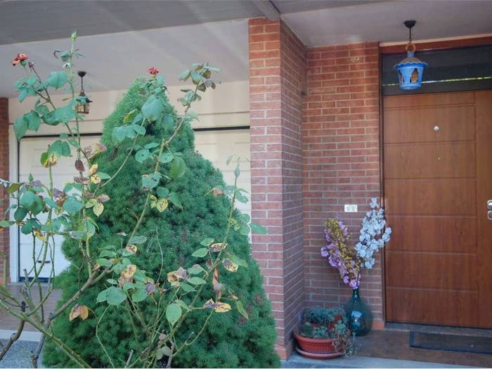 Casa trilocale in vendita in via Tosti, Modena Est, Modena