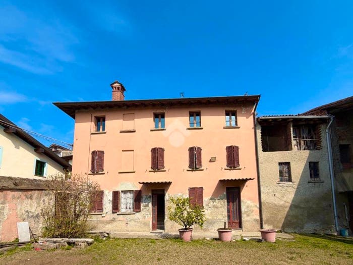 Casa trilocale in vendita in Frazione Monteveneroso, Monteveneroso, Canneto Pavese