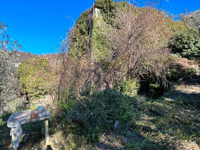 Casa in vendita in Via dei Torchi, Avegno