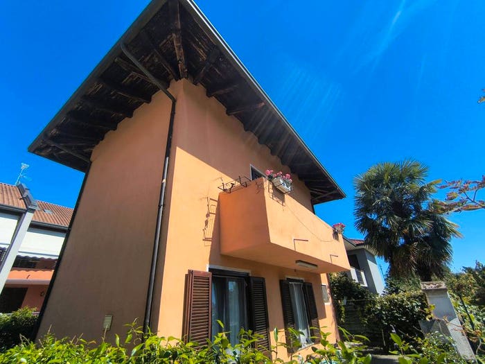 Casa quadrilocale in vendita in Baraggione, Cressa