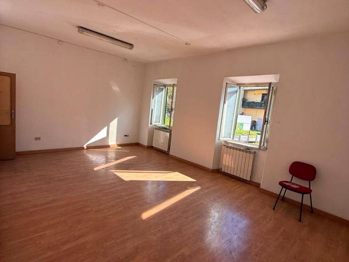Appartamento con 6 locali in vendita in Via Alcide De Gasperi, Centro, Frosinone