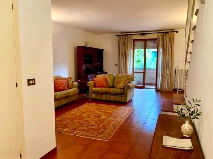 Casa con 6 locali in vendita in Centinarola, Fano