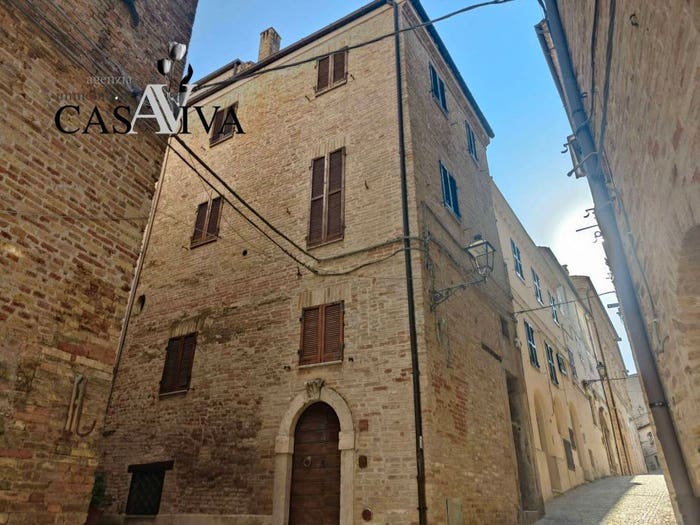 Casa con 5 locali in vendita in Via Marziale, Acquaviva Picena